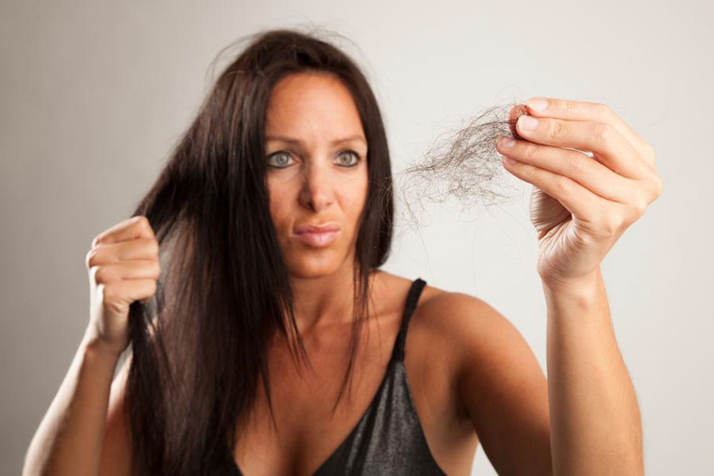 6 Natural Ways to Fight Hair Loss