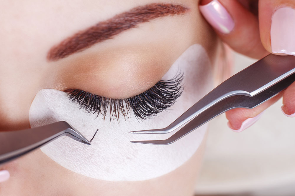 Need to Know Eyelash Extension Tips